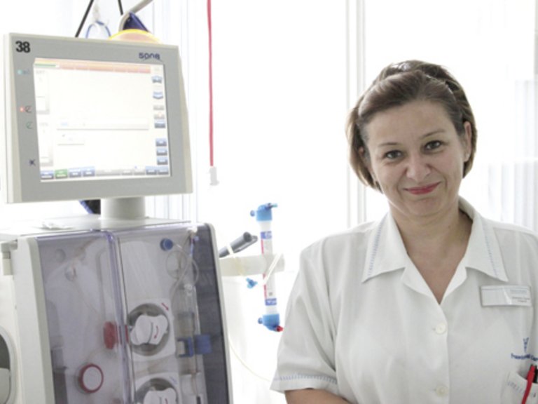 Agnes Szekeres, infirmière en chef du centre NephroCare de Cegléd
