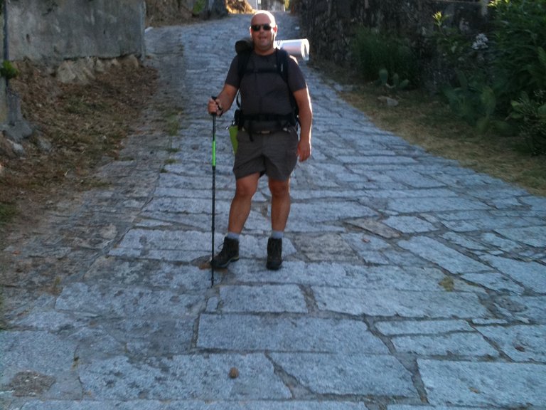 [Translate to France - French:] Patient on his way to the Camino de Santiago route
